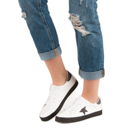 Modne Niskie Trampki białe czarne 1