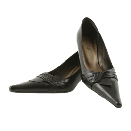 Czółenka skórzane czarne 2