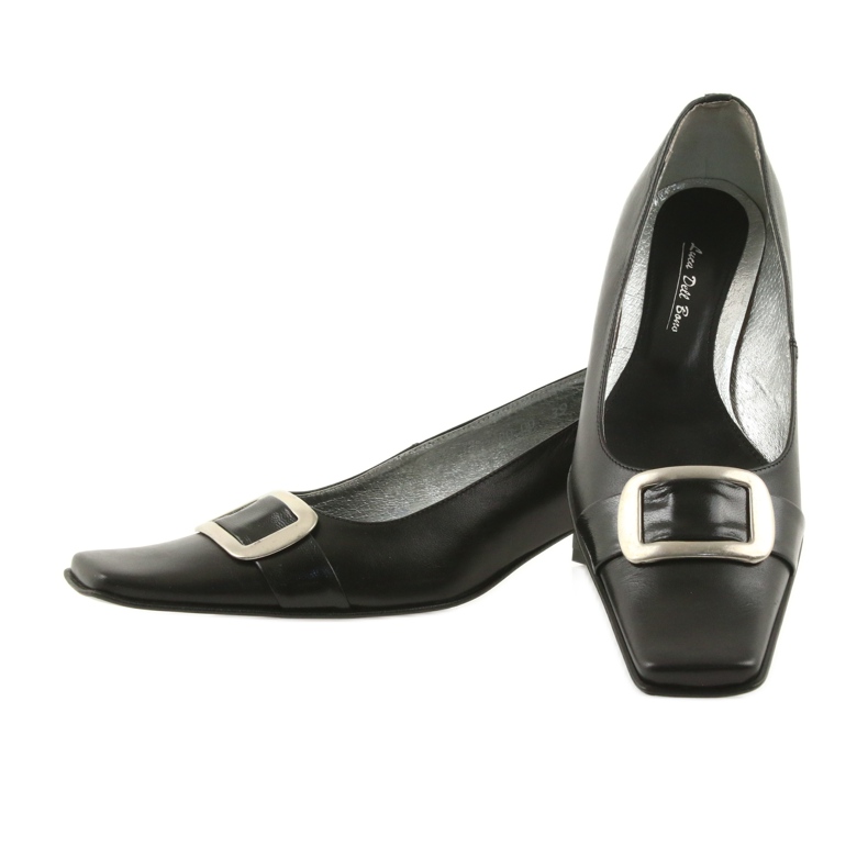 Czółenka skórzane czarne 2