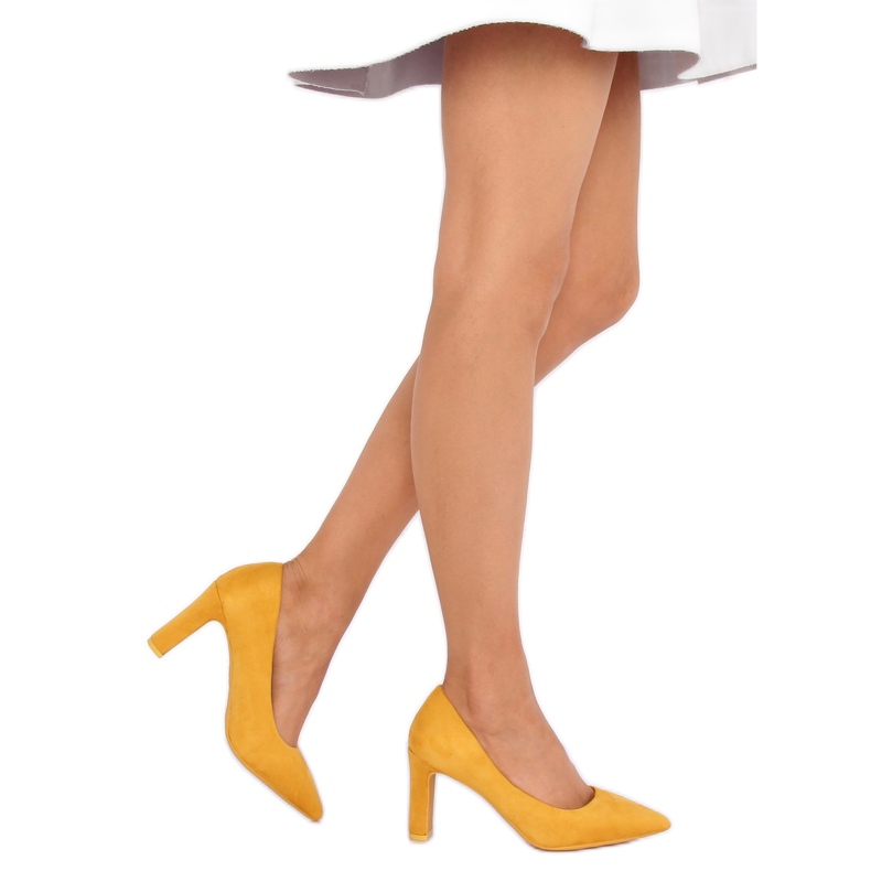 Czółenka na słupku żółte LE056P Yellow 1