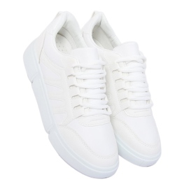 Buty sportowe białe BL150P White 4