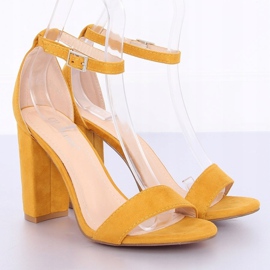 Sandałki na słupku żółte Y2385-27 Yellow 4