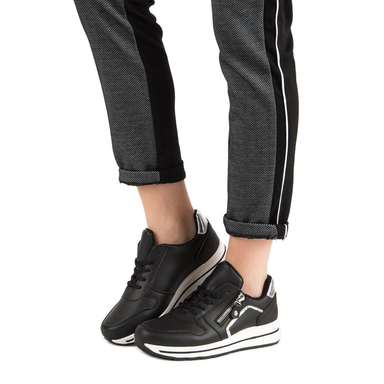 Czarne Buty Sportowe 1