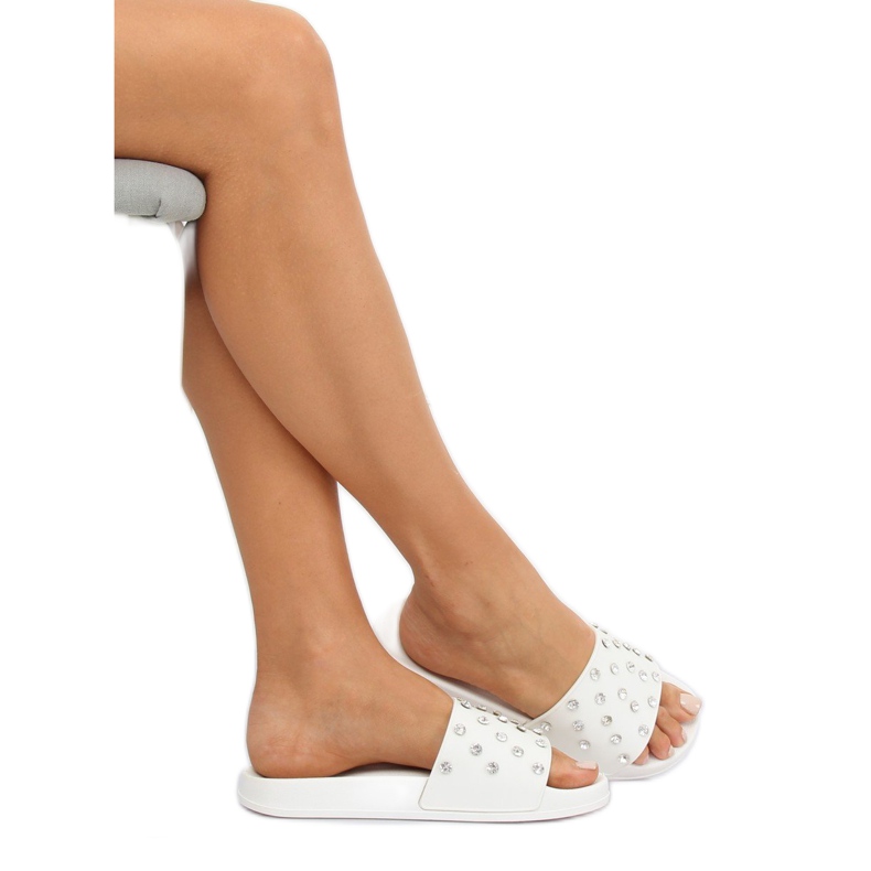 Klapki z kamieniami białe CK67P White 1