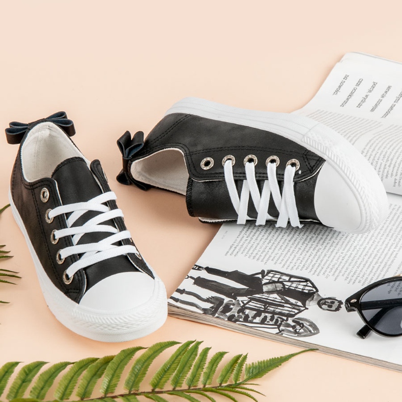 Czarne Niskie Trampki 1