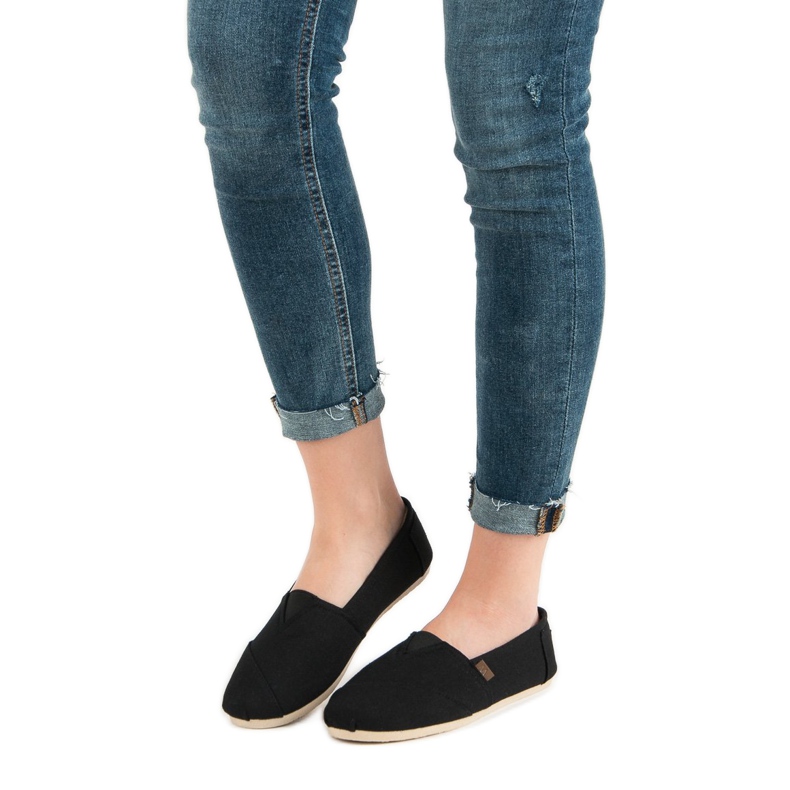 Klasyczne Czarne Slipony 1