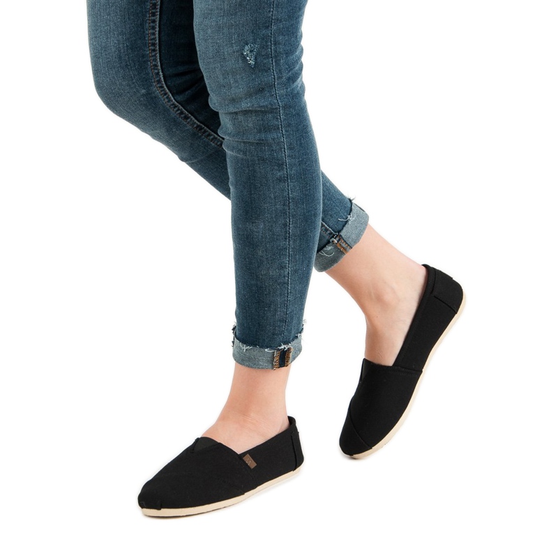 Klasyczne Czarne Slipony 2