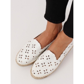 Espadryle ażurowe białe LT112 White 1
