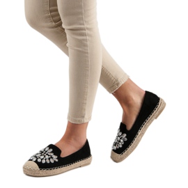 Small Swan Zamszowe Espadryle Z Ozdobami czarne 2