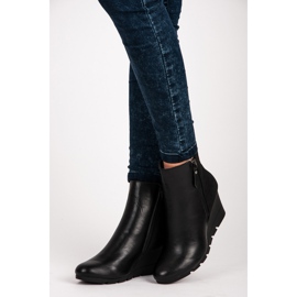 J. Star Stylowe Botki Na Koturnie czarne 1
