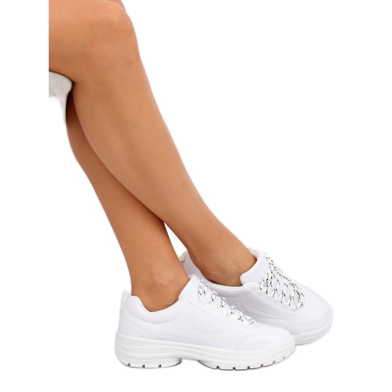 Buty sportowe białe 6256 White 1
