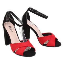Sandałki na słupku czerwone-czarne 369-34 Red 1