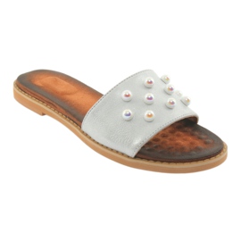 M.Daszyński Klapki damskie 1837 zdobione perłami szare 1