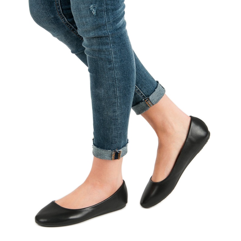 Ch. Creation Klasyczne Baleriny czarne 2