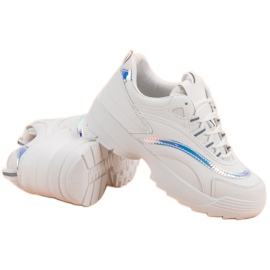 Białe Sneakersy Fashion 1