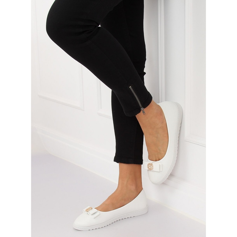 Balerinki damskie białe YSD-03 White 1