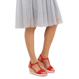 Sandałki na koturnie czerwone H-59 Red 1