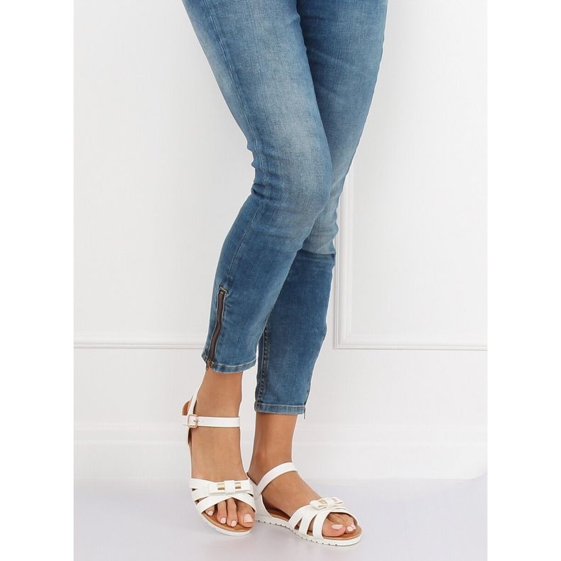 Sandałki damskie białe G210 White 2