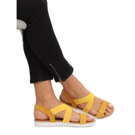 Sandałki damskie żółte X565 Yellow 3