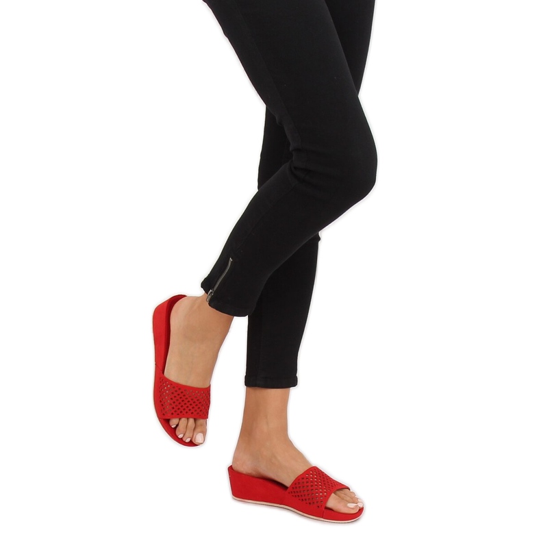 Klapki ażurowe czerwone JS-03 Red 2