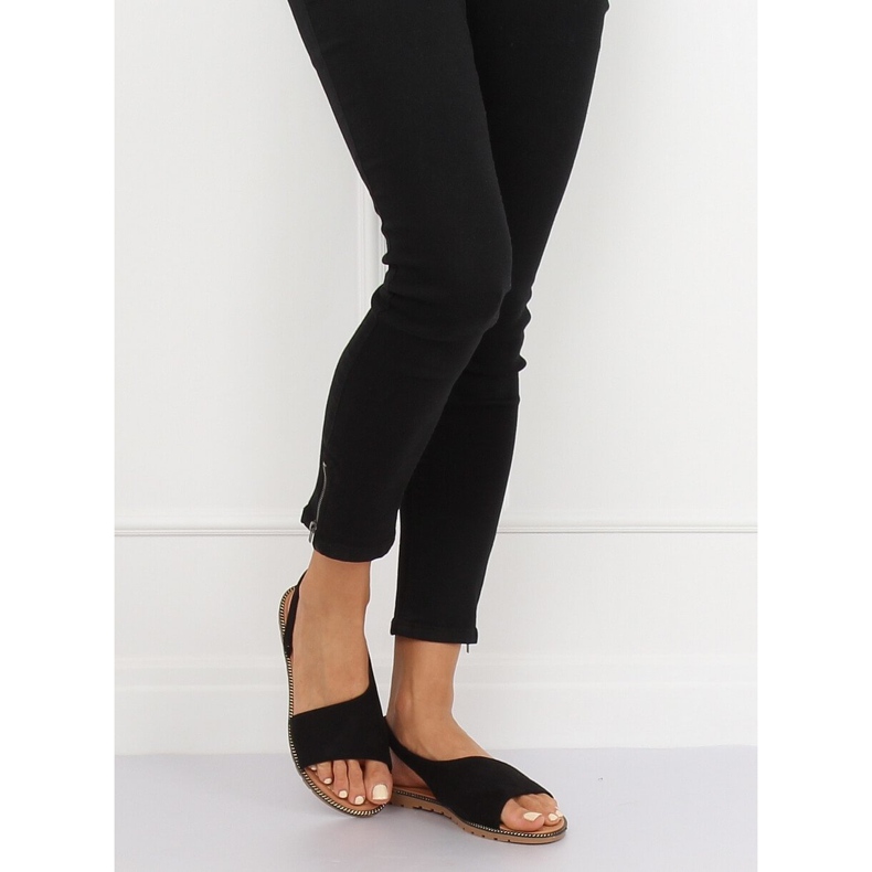 Sandałki damskie asymetryczne czarne 982 Black 2