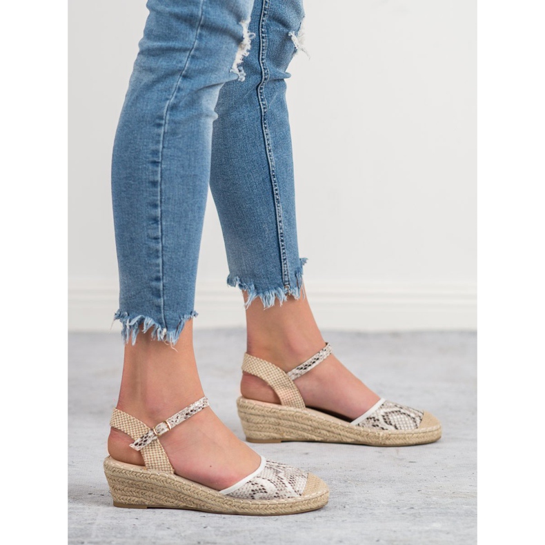 Best Shoes Espadryle Na Koturnie brązowe 2