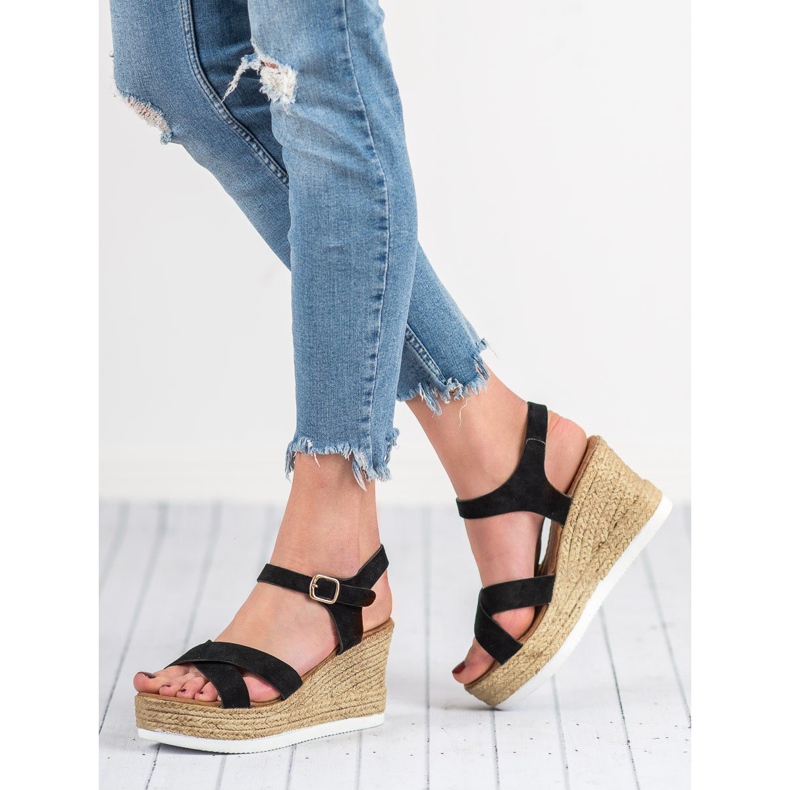 JESSY ROSS Czarne Zamszowe Sandałki 1