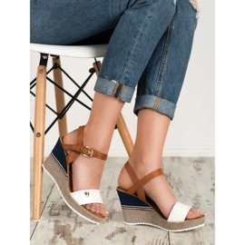 Goodin Modne Sandałki białe brązowe 2