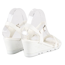 Ideal Shoes Białe Sandały Na Koturnie 4