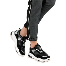 Czarne Sneakersy Ze Wzorem 2