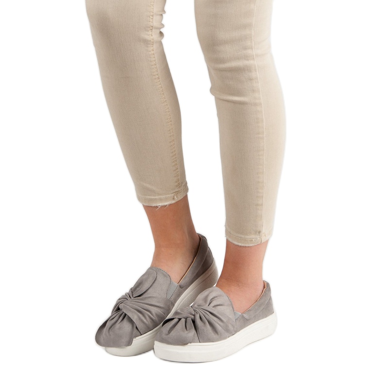 Zamszowe Slipony Z Kokardką VICES szare 1