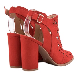 Chc Shoes Ażurowe Zabudowane Sandały czerwone 3