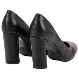 Small Swan Czarne Czółenka Na Słupku 1