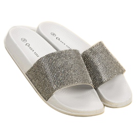 Queen Vivi Klapki Z Kryształkami białe 1