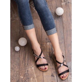 Small Swan Sandały Z Perełkami czarne 2