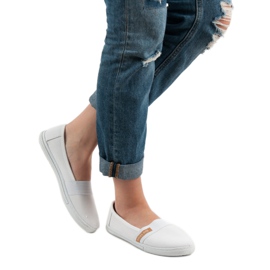 Wygodne Slipony VICES białe 2