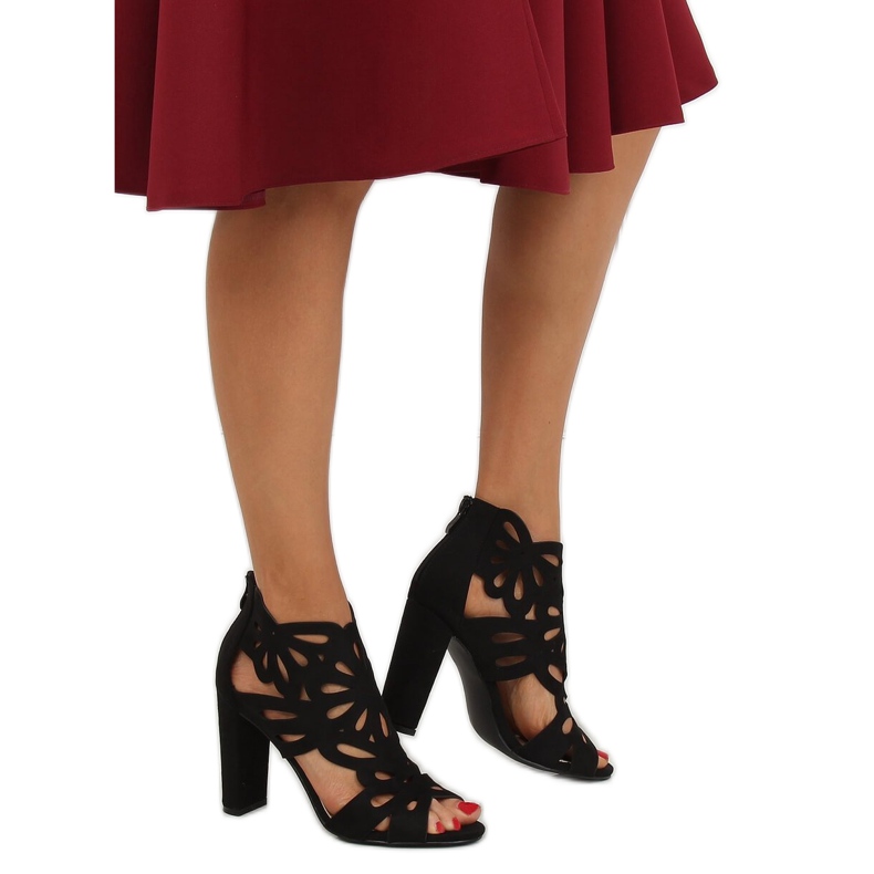Botki ażurowe czarne AT-0657-L Black 1