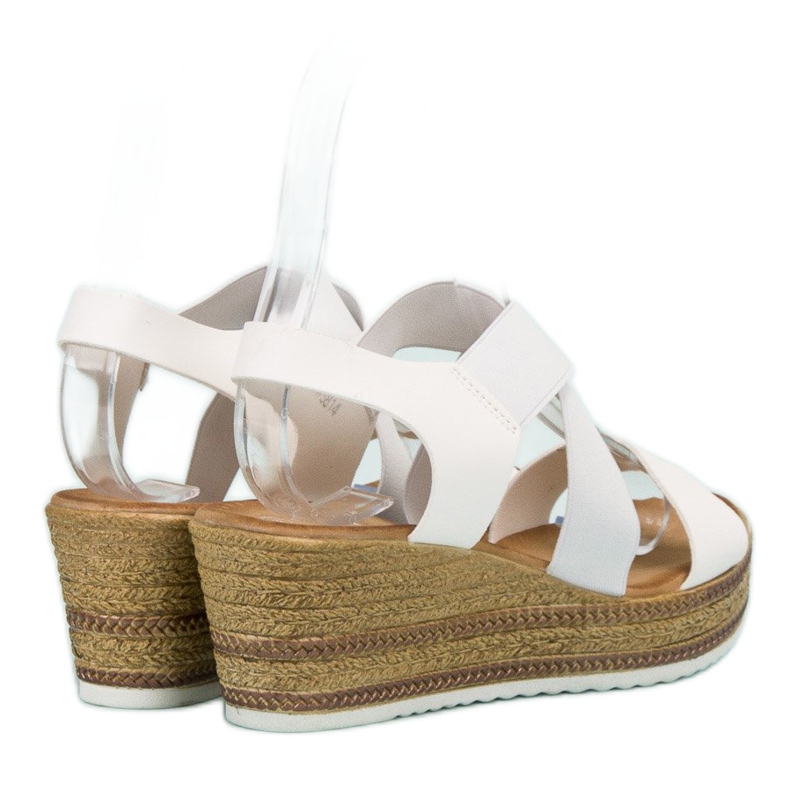 Flyfor Lekkie Wsuwane Sandałki białe 1