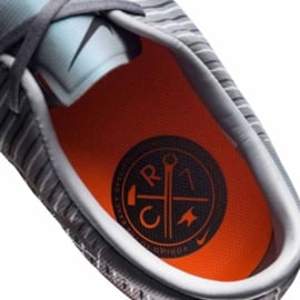 Buty piłkarskie Nike Mercurial Victory Vi CR7 Fg M 852528-001 szare wielokolorowe 3