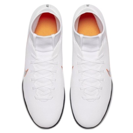 Buty piłkarskie Nike Mercurial Superfly 6 Club Ic M AH7371-107 białe białe 1