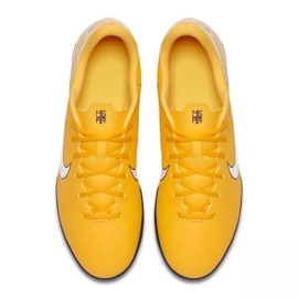 Buty piłkarskie Nike Mercurial Vapor 12 Club Tf M AO3119-710 żółte żółte 1