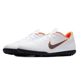 Buty piłkarskie Nike Mercurial Vapor 12 Club Tf M AH7386-107 białe białe 3