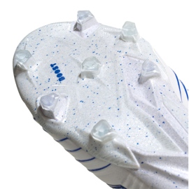 Buty piłkarskie adidas Predator 19+ Fg M BC0548 białe białe 1