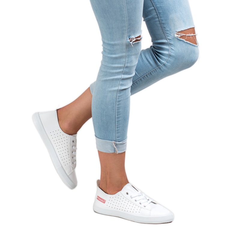 Białe Trampki MCKEYLOR 2