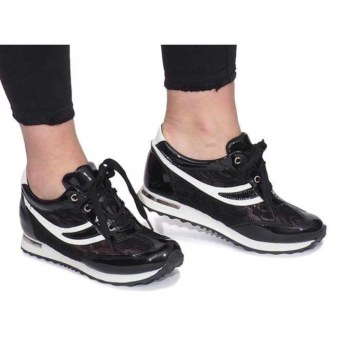 Czarne ażurowe sneakersy Mont Blanc 1