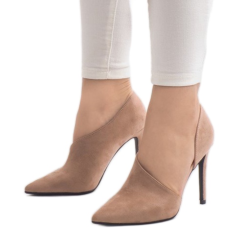 Różowe asymetryczne szpilki C82A 1