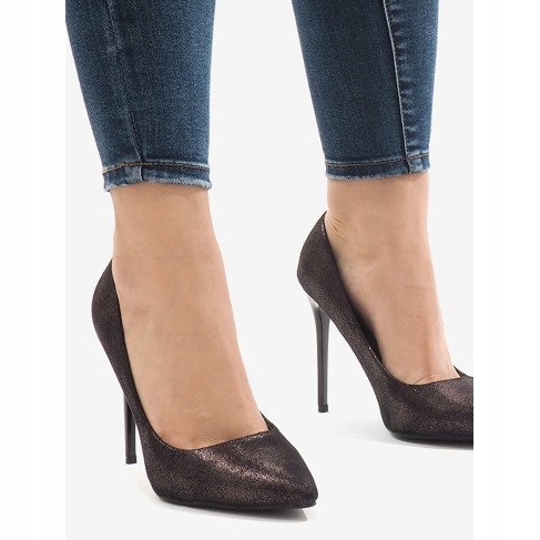 Czarne klasyczne szpilki AT-0596-L 1