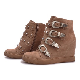 Różowe zamszowe sneakersy z klamrami Maya brązowe 1