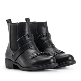 Czarne botki na obcasie 1812 2