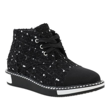 Czarne sznurowane botki TS1811 1